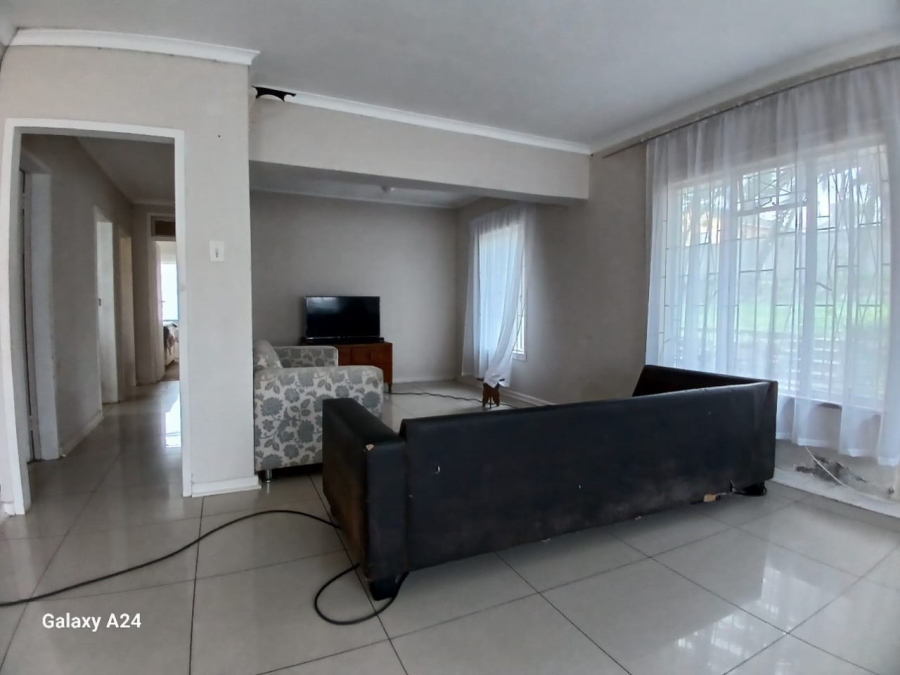 3 Bedroom Property for Sale in Cambridge West Eastern Cape